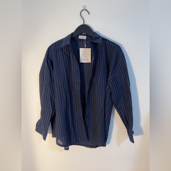 women shirt - Picture 1 of 2